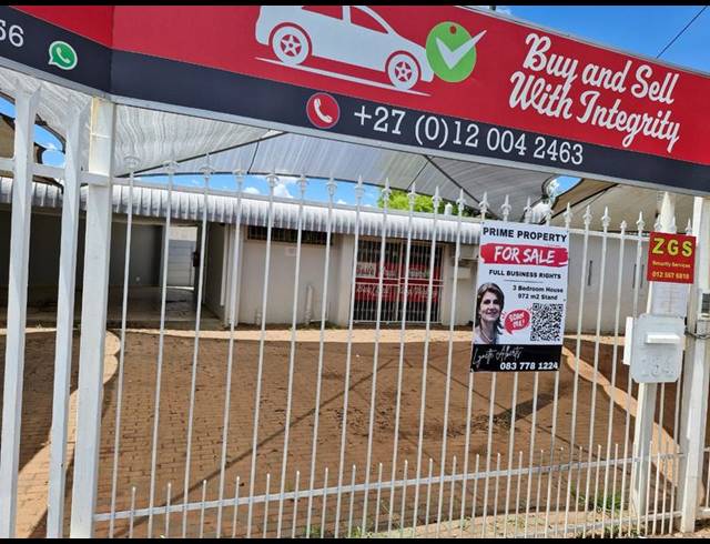 3 BEDROOM HOUSE FOR SALE IN SINOVILLE